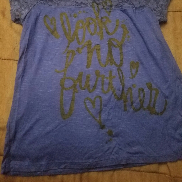 💟 Blue shirt - Picture 2 of 7